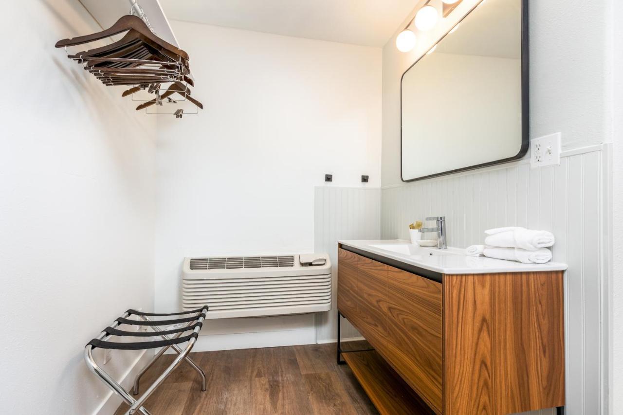 Minecart Motor Lodge Montrose Eksteriør billede